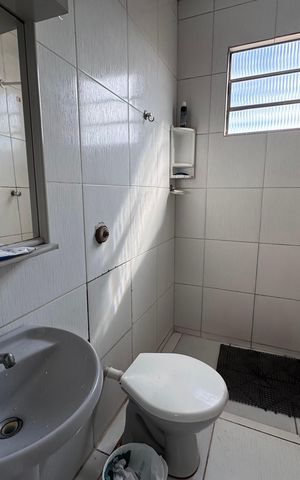 Casa à venda com 80m², 2 quartos e 1 vagaBanheiro 2