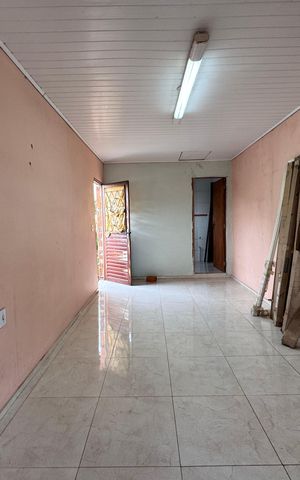 Casa à venda com 80m², 2 quartos e 1 vagaSala