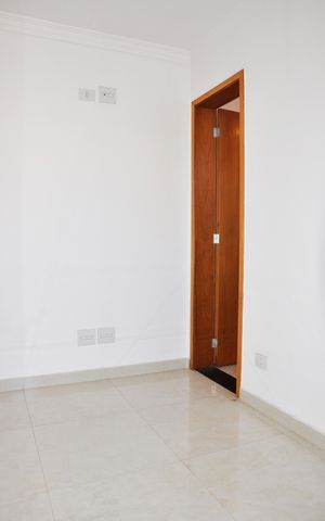 Casa à venda com 180m², 4 quartos e 4 vagas Casa à venda com 180m², 4 quartos e 4 vagasDetalhe - Quarto 03 com Suíte