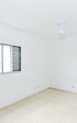 Casa à venda com 342m², 4 quartos e 2 vagasSuíte 2