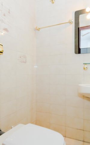 Casa à venda com 342m², 4 quartos e 2 vagasBanheiro Suíte 3