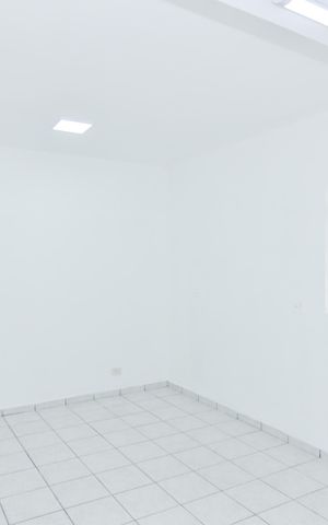 Casa à venda com 342m², 4 quartos e 2 vagasSuíte 2