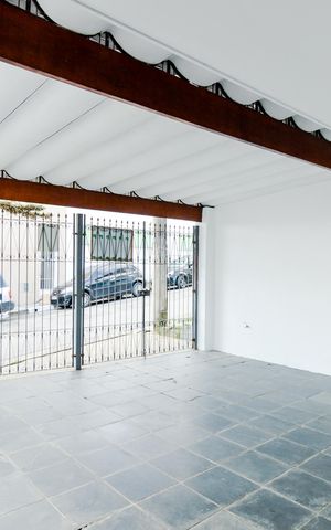 Casa à venda com 342m², 4 quartos e 2 vagasGaragem