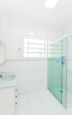Casa à venda com 342m², 4 quartos e 2 vagasBanheiro Social