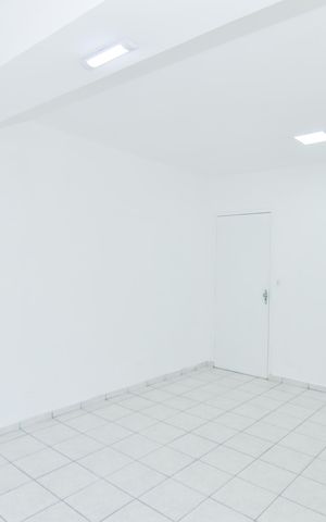 Casa à venda com 342m², 4 quartos e 2 vagasSuíte 2