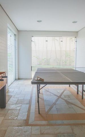 Apartamento à venda com 114m², 3 quartos e 3 vagas Apartamento à venda com 114m², 3 quartos e 3 vagasÁrea comum - Salão de Jogos