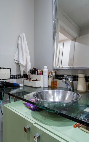 Apartamento à venda com 203m², 3 quartos e 3 vagas Apartamento à venda com 203m², 3 quartos e 3 vagasBanheiro da Suíte 2