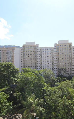 Apartamento à venda com 55m², 2 quartos e 1 vagaQuarto 2 - Vista