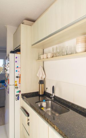 Apartamento à venda com 41m², 2 quartos e 1 vaga Apartamento à venda com 41m², 2 quartos e 1 vagaCozinha e Área de Serviço