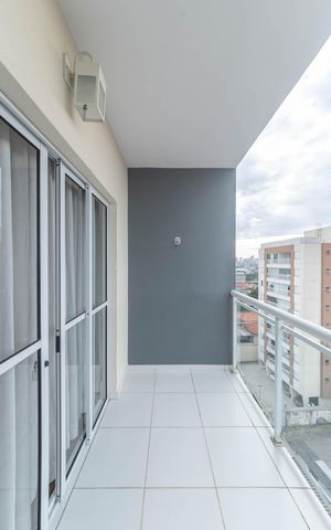 Apartamento à venda com 107m², 2 quartos e 2 vagasSacada da Sala