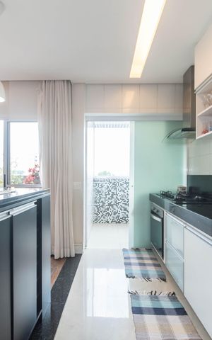Apartamento à venda com 107m², 2 quartos e 2 vagasCozinha