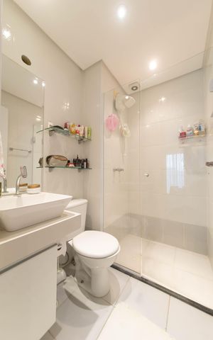 Apartamento à venda com 107m², 2 quartos e 2 vagasBanheiro Social