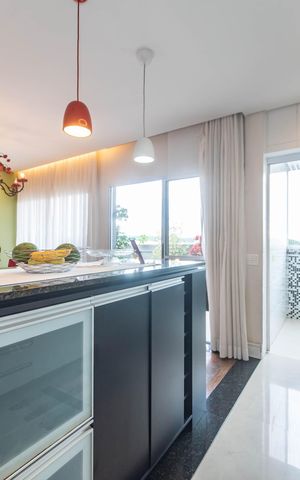Apartamento à venda com 107m², 2 quartos e 2 vagasCozinha