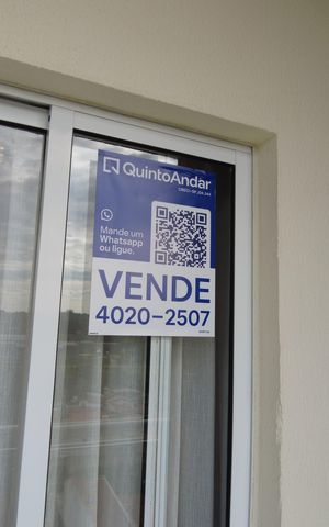 Apartamento à venda com 107m², 2 quartos e 2 vagasPlaquinha