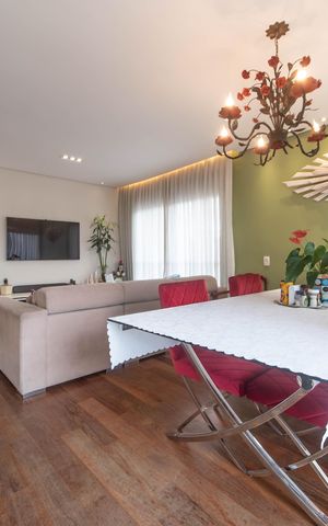 Apartamento à venda com 107m², 2 quartos e 2 vagasSala