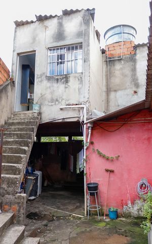 Casa à venda com 170m², 1 quarto e 1 vaga Casa à venda com 170m², 1 quarto e 1 vagaÁrea comum