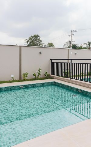 Apartamento para alugar com 37m², 2 quartos e sem vaga Apartamento para alugar com 37m², 2 quartos e sem vagaÁrea comum - Piscina