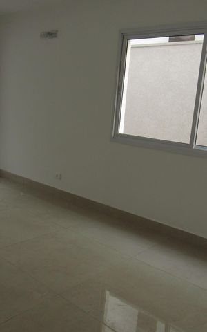 Casa à venda com 145m², 3 quartos e 4 vagasSala