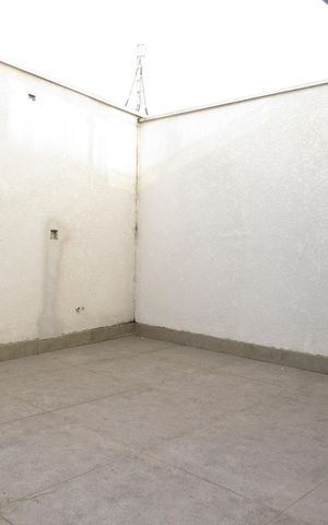 Casa à venda com 145m², 3 quartos e 4 vagasÁrea Externa
