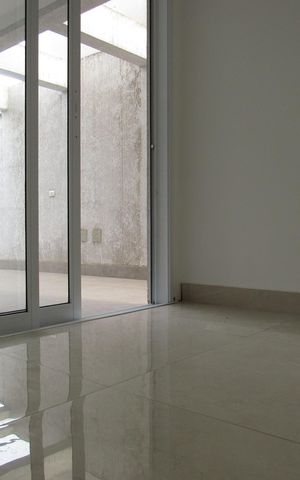 Casa à venda com 145m², 3 quartos e 4 vagasSala