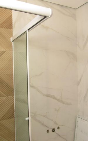 Casa à venda com 145m², 3 quartos e 4 vagasBanheiro da Suite 1