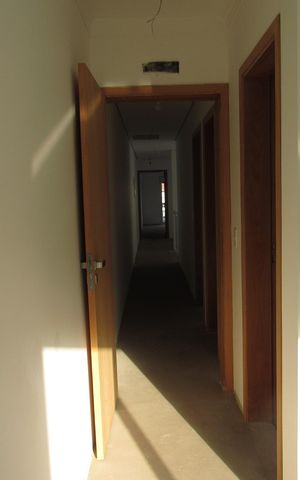 Casa à venda com 145m², 3 quartos e 4 vagasSuíte 2