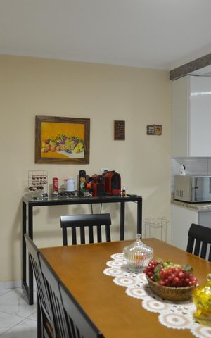 Casa à venda com 267m², 4 quartos e 4 vagasCozinha