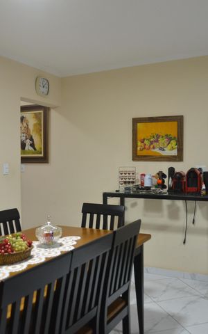 Casa à venda com 267m², 4 quartos e 4 vagasCozinha