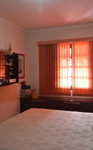 Casa à venda com 267m², 4 quartos e 4 vagasQuarto Suíte