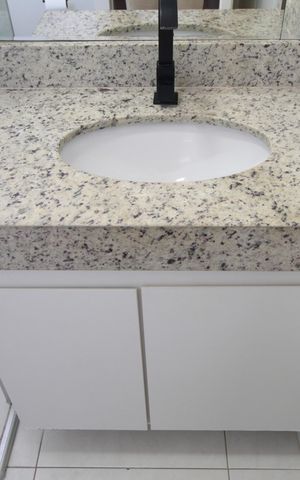 Apartamento para alugar com 60m², 2 quartos e 2 vagasBanheiro da Suite