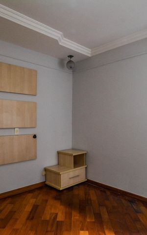 Casa à venda com 430m², 5 quartos e 10 vagas Casa à venda com 430m², 5 quartos e 10 vagasQuarto Suíte
