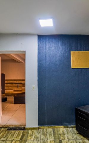 Casa à venda com 430m², 5 quartos e 10 vagas Casa à venda com 430m², 5 quartos e 10 vagasQuarto de Serviço