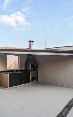 Casa à venda com 430m², 5 quartos e 10 vagas Casa à venda com 430m², 5 quartos e 10 vagasQuintal
