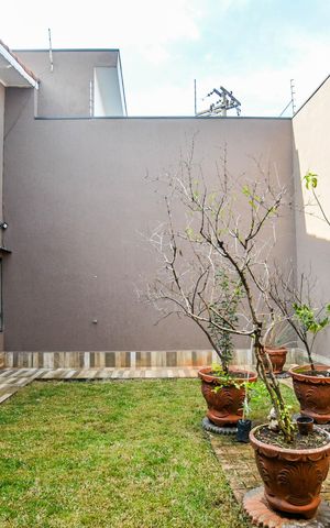 Casa à venda com 430m², 5 quartos e 10 vagas Casa à venda com 430m², 5 quartos e 10 vagasJardim