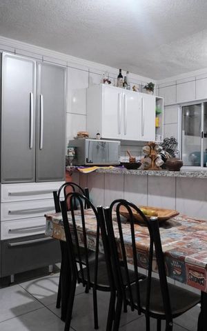 Casa à venda com 97m², 2 quartos e 1 vagaCozinha