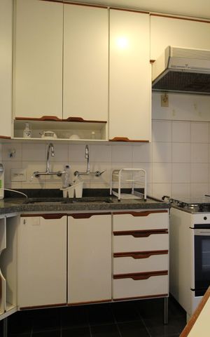 Apartamento à venda com 220m², 3 quartos e 2 vagasCozinha
