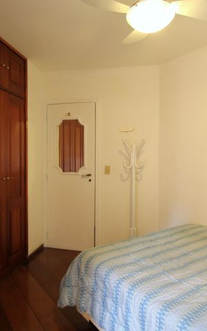 Apartamento à venda com 220m², 3 quartos e 2 vagasQuarto 2