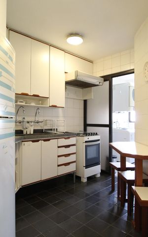 Apartamento à venda com 220m², 3 quartos e 2 vagasCozinha