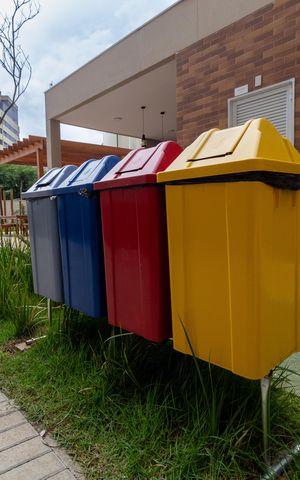 Apartamento à venda com 35m², 2 quartos e sem vaga Apartamento à venda com 35m², 2 quartos e sem vagaÁrea comum - Coleta Seletiva