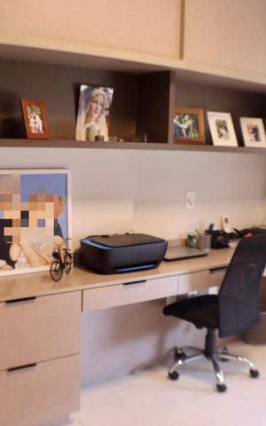 Apartamento à venda com 200m², 3 quartos e 3 vagas Apartamento à venda com 200m², 3 quartos e 3 vagasSuíte 2