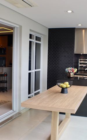 Apartamento à venda com 200m², 3 quartos e 3 vagas Apartamento à venda com 200m², 3 quartos e 3 vagasÁrea Gourmet