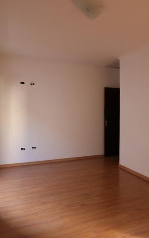 Casa à venda com 200m², 3 quartos e 4 vagasQuarto 1