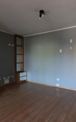 Casa à venda com 200m², 3 quartos e 4 vagasSuíte