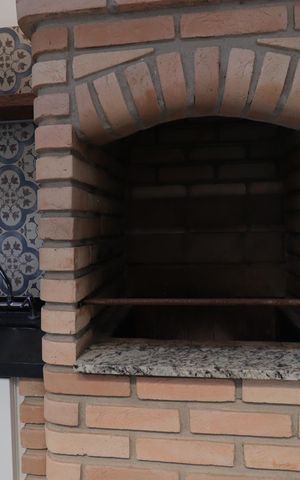 Casa à venda com 200m², 3 quartos e 4 vagasÁrea Gourmet - Churrasqueira