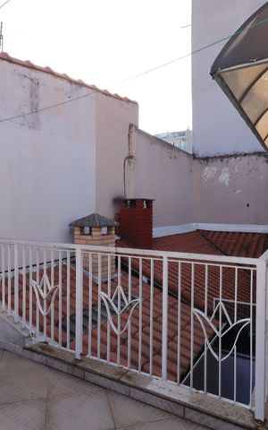 Casa à venda com 200m², 3 quartos e 4 vagasVaranda do Quarto 1
