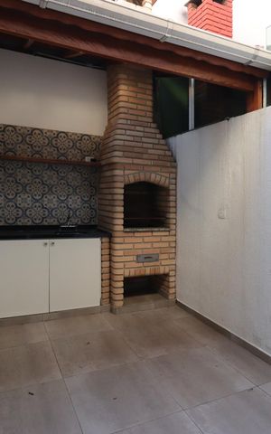 Casa à venda com 200m², 3 quartos e 4 vagasÁrea Gourmet