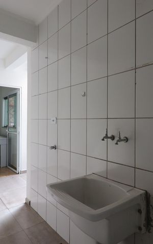 Casa à venda com 200m², 3 quartos e 4 vagasÁrea de Serviço