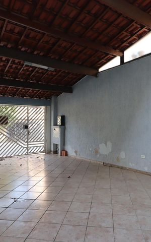 Casa à venda com 200m², 3 quartos e 4 vagasGaragem