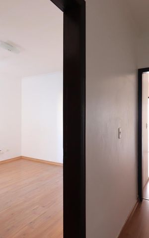 Casa à venda com 200m², 3 quartos e 4 vagasCorredor piso superior