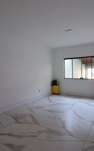 Casa à venda com 200m², 3 quartos e 4 vagasSala